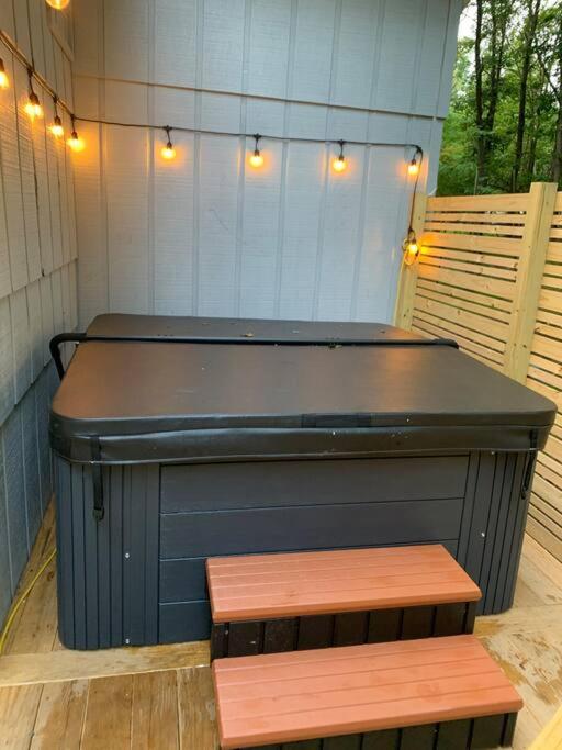 Modern Home Near Lake W Hottub, Game Room, Fireplace Albrightsville Extérieur photo